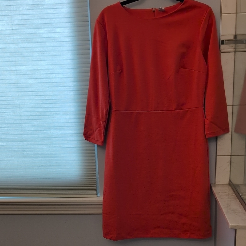 Old Navy Red Sheath Dress 3/4 Sleeve Bateau Neckline
